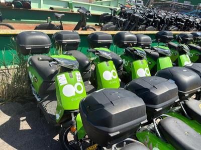 Overzichtsfoto van Super SOCO CUx Partij Elektrische opknap scooters (5x)